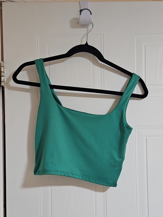 live in the moment Tops - Women’s Green Square-Neck Crop Tank Top Small Live In The Moment Stretchy